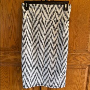 LuLaRoe Zigzag Patterned Black and White Midi Skirt